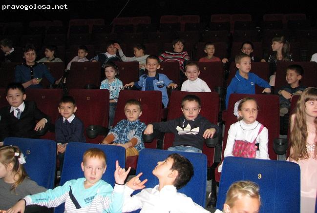 Отзыв на Дворец искусств, ТО «Премьера»