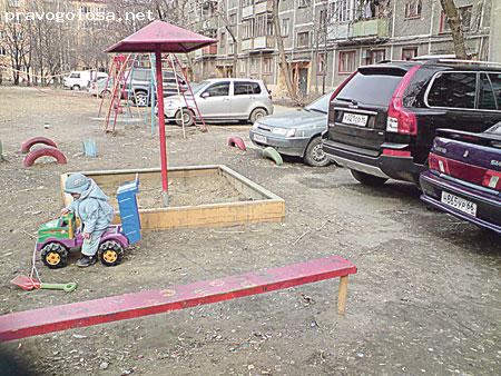 Отзыв на Двор