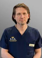 Пластический хирург Real Trans Hair Revival Либин Павел Владимирович